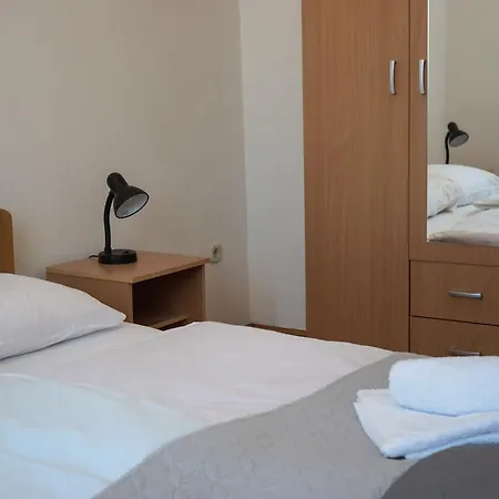 Apartment Basioli Sali Rum bild